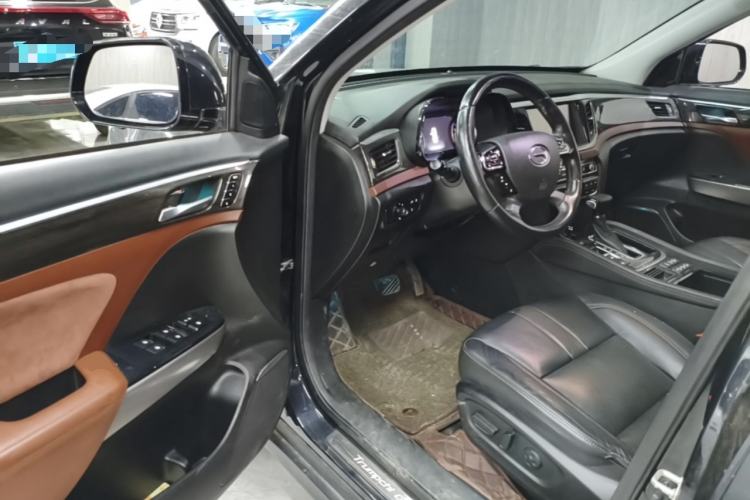 Used GAC Trumpchi GS8 2017 320T Two-Wheel Drive Luxury Smart Connectivity Version (7 Seats) Driver Seat