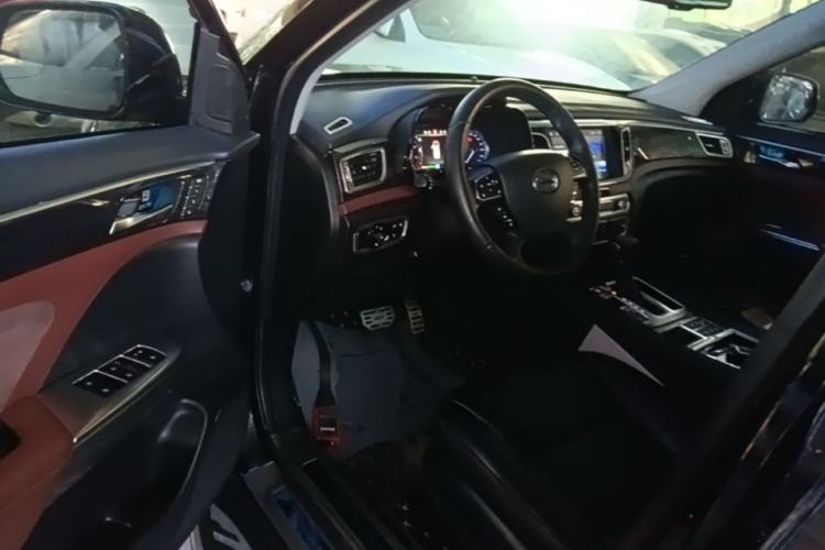 Used GAC Trumpchi GS8 2017 320T Two-Wheel Drive Luxury Smart Connectivity Version (7 Seats) Driver Seat