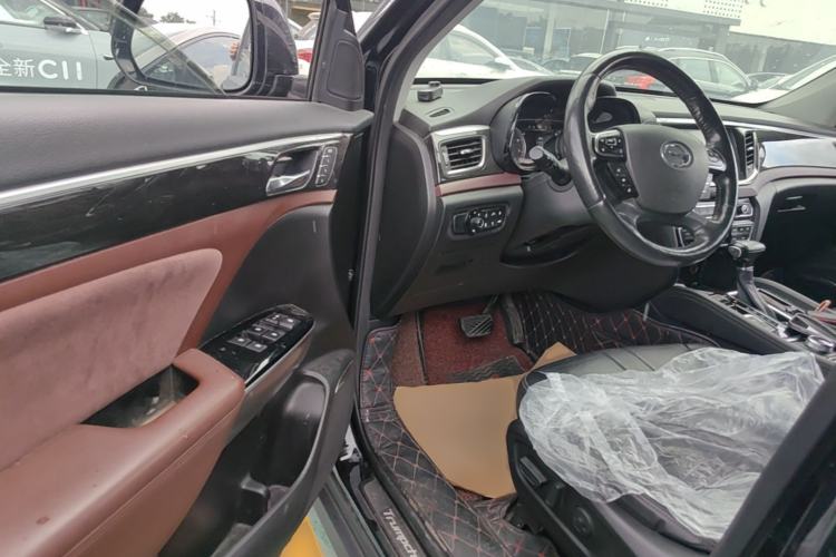 Used GAC Trumpchi GS8 2017 320T Four-Wheel Drive Luxury Smart Connectivity Version (7 Seats) Driver Seat