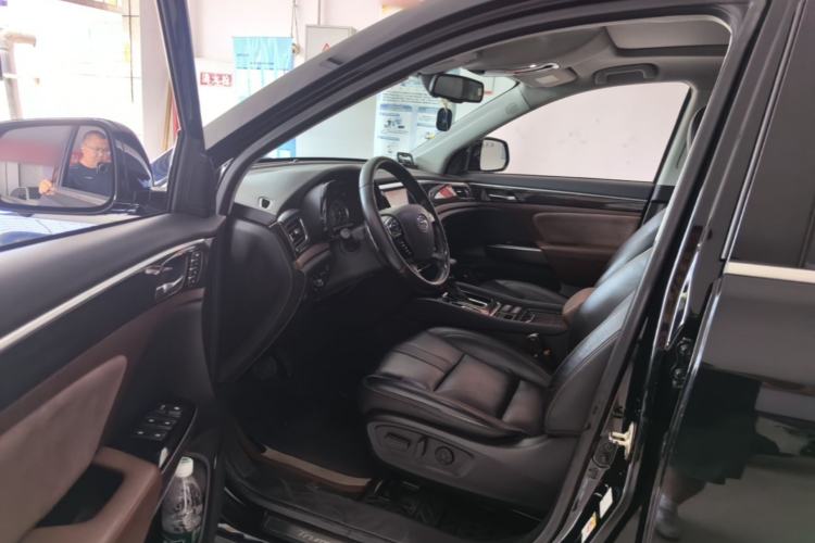 Used GAC Trumpchi GS8 2017 320T Two-Wheel Drive Luxury Smart Connectivity Version (7 Seats) Driver Seat
