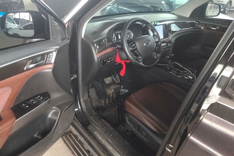 Used GAC Trumpchi GS8 2017 320T Four-Wheel Drive Luxury Smart Connectivity Version (7 Seats) Driver Seat