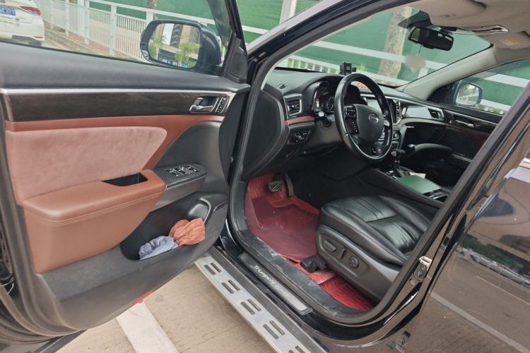 Used GAC Trumpchi GS8 2017 320T Two-Wheel Drive Luxury Smart Connectivity Version (7 Seats) Driver Seat