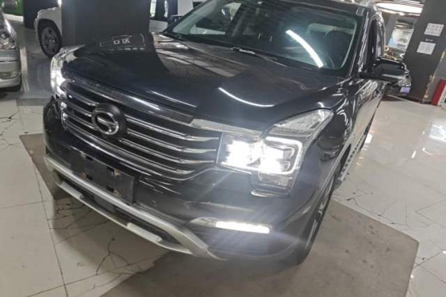 Used GAC Trumpchi GS8 2017 320T Two-Wheel Drive Luxury Smart Connectivity Version (7 Seats)