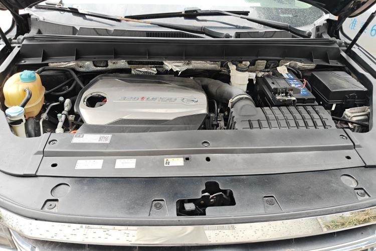 Used GAC Trumpchi GS8 2017 320T Two-Wheel Drive Luxury Smart Connectivity Version (7 Seats) Engine Bay
