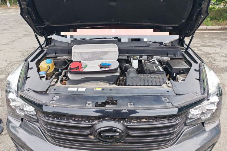 Used GAC Trumpchi GS8 2017 320T Two-Wheel Drive Luxury Smart Connectivity Version (7 Seats) Engine Bay
