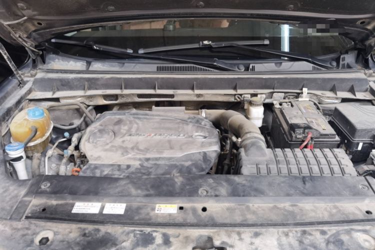 Used GAC Trumpchi GS8 2017 320T Two-Wheel Drive Luxury Smart Connectivity Version (7 Seats) Engine Bay