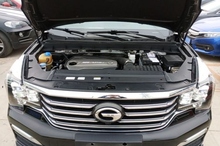 Used GAC Trumpchi GS8 2017 320T Two-Wheel Drive Luxury Smart Connectivity Version (7 Seats) Engine Bay