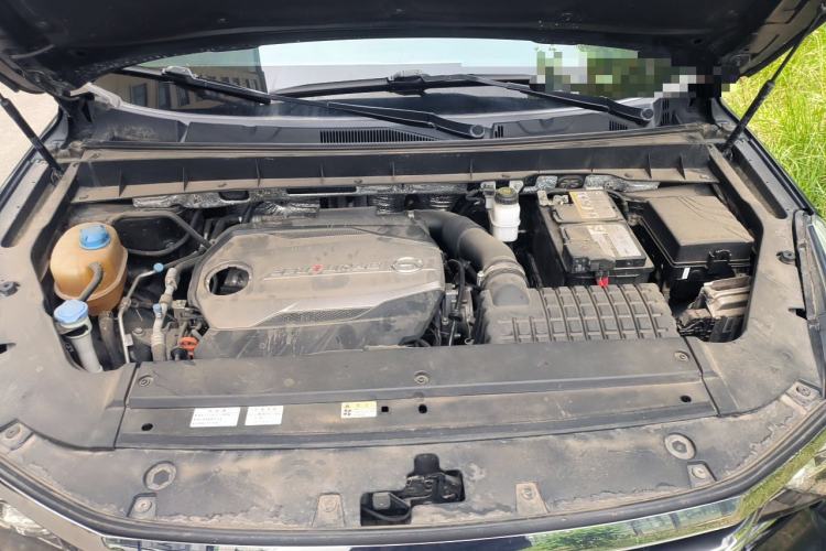 Used GAC Trumpchi GS8 2017 320T Two-Wheel Drive Luxury Smart Connectivity Version (7 Seats) Engine Bay