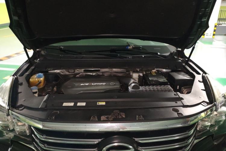 Used GAC Trumpchi GS8 2017 320T Two-Wheel Drive Luxury Smart Connectivity Version (7 Seats) Engine Bay
