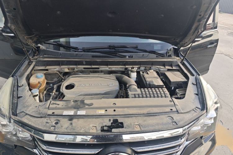 Used GAC Trumpchi GS8 2017 320T Two-Wheel Drive Luxury Smart Connectivity Version (7 Seats) Engine Bay