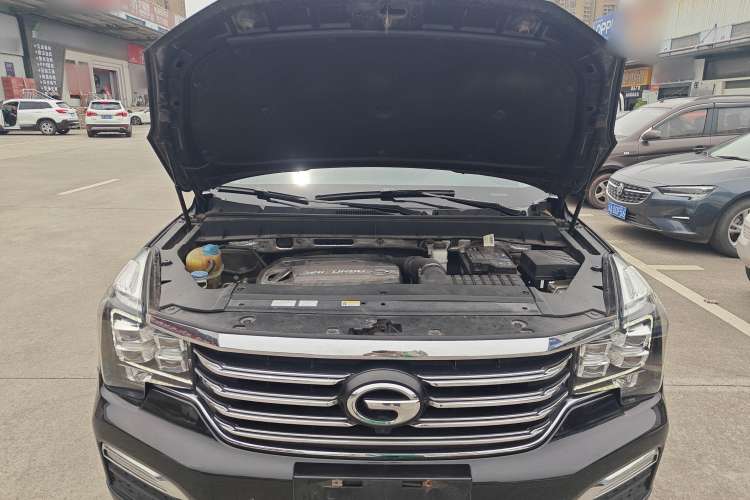 Used GAC Trumpchi GS8 2017 320T Two-Wheel Drive Luxury Smart Connectivity Version (7 Seats) Engine Bay
