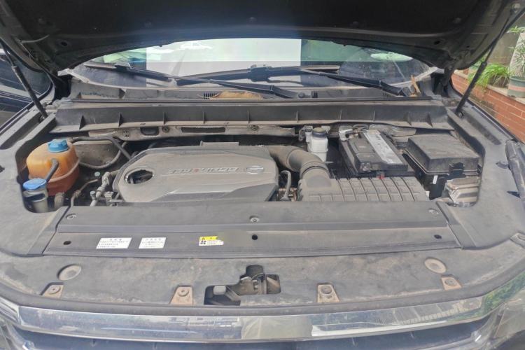 Used GAC Trumpchi GS8 2017 320T Two-Wheel Drive Luxury Smart Connectivity Version (7 Seats) Engine Bay