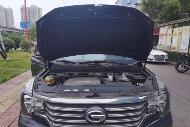 Used GAC Trumpchi GS8 2017 320T Two-Wheel Drive Luxury Smart Connectivity Version (7 Seats) Engine Bay