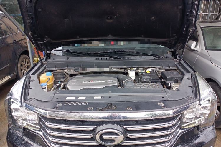 Used GAC Trumpchi GS8 2017 320T Two-Wheel Drive Luxury Smart Connectivity Version (7 Seats) Engine Bay