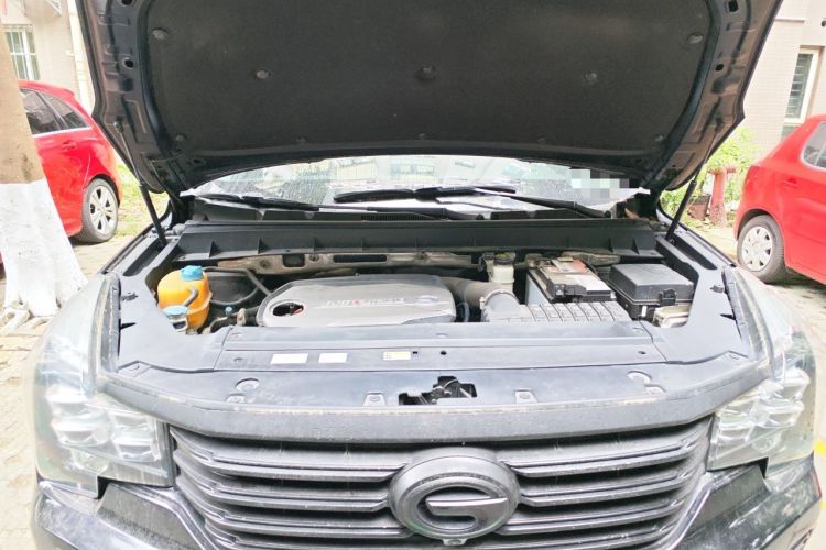 Used GAC Trumpchi GS8 2017 320T Two-Wheel Drive Luxury Edition (7 Seats) Engine Bay