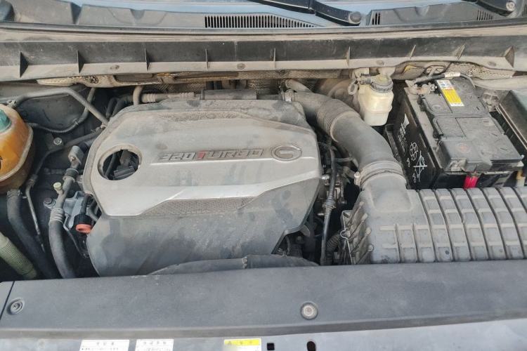 Used GAC Trumpchi GS8 2017 320T Two-Wheel Drive Luxury Smart Connectivity Version (7 Seats) Engine Bay