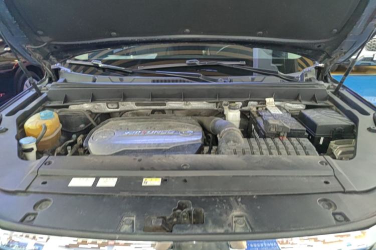 Used GAC Trumpchi GS8 2017 320T Two-Wheel Drive Luxury Smart Connectivity Version (7 Seats) Engine Bay