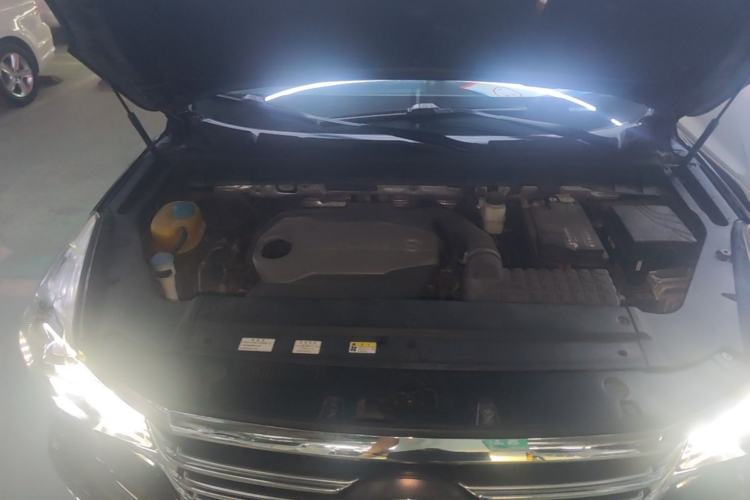Used GAC Trumpchi GS8 2017 320T Two-Wheel Drive Luxury Smart Connectivity Version (7 Seats) Engine Bay