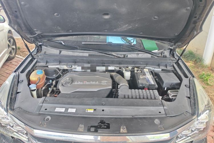 Used GAC Trumpchi GS8 2017 320T Two-Wheel Drive Luxury Smart Connectivity Version (7 Seats) Engine Bay