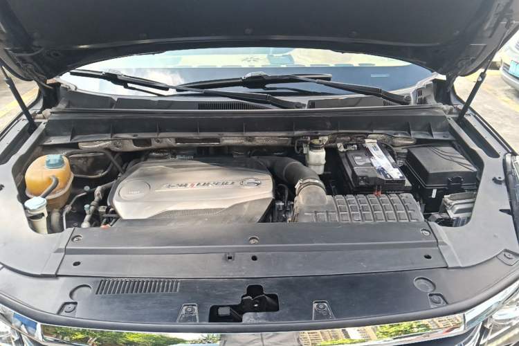 Used GAC Trumpchi GS8 2017 320T Two-Wheel Drive Luxury Smart Connectivity Version (7 Seats) Engine Bay