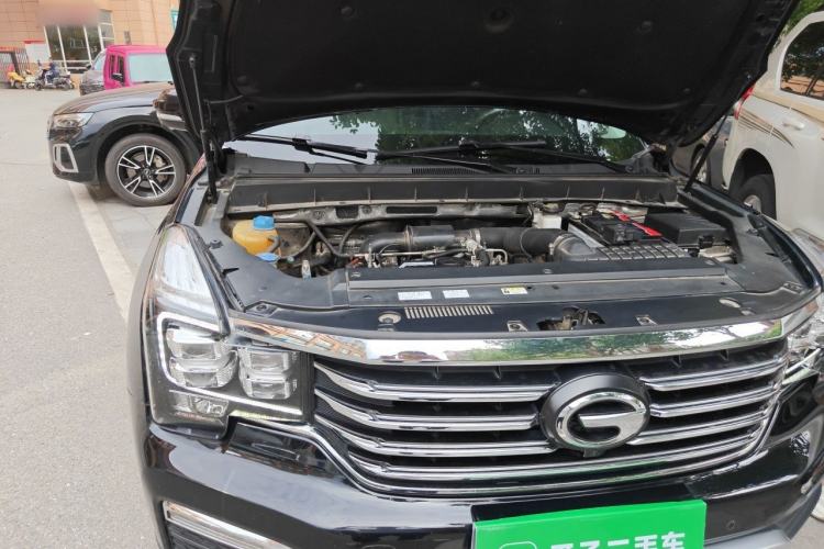 Used GAC Trumpchi GS8 2017 320T Two-Wheel Drive Luxury Smart Connectivity Version (7 Seats) Engine Bay Right