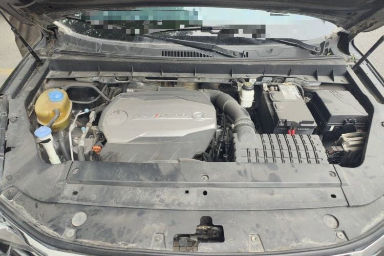 Used GAC Trumpchi GS8 2017 320T Two-Wheel Drive Luxury Smart Connectivity Version (7 Seats) Engine Bay