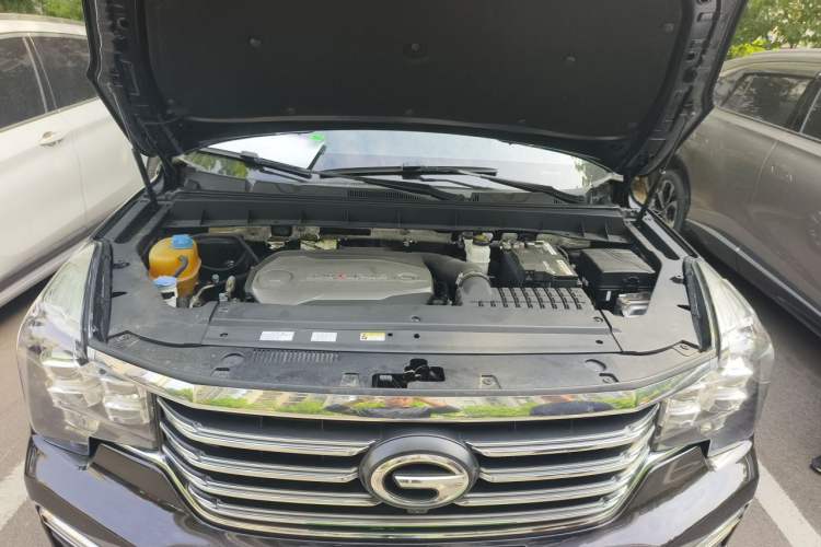 Used GAC Trumpchi GS8 2017 320T Two-Wheel Drive Luxury Smart Connectivity Version (7 Seats) Engine Bay
