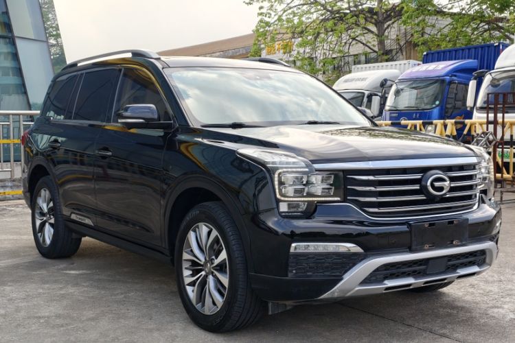 Used GAC Trumpchi GS8 2017 320T Two-Wheel Drive Luxury Smart Connectivity Version (7 Seats) Exterior 1