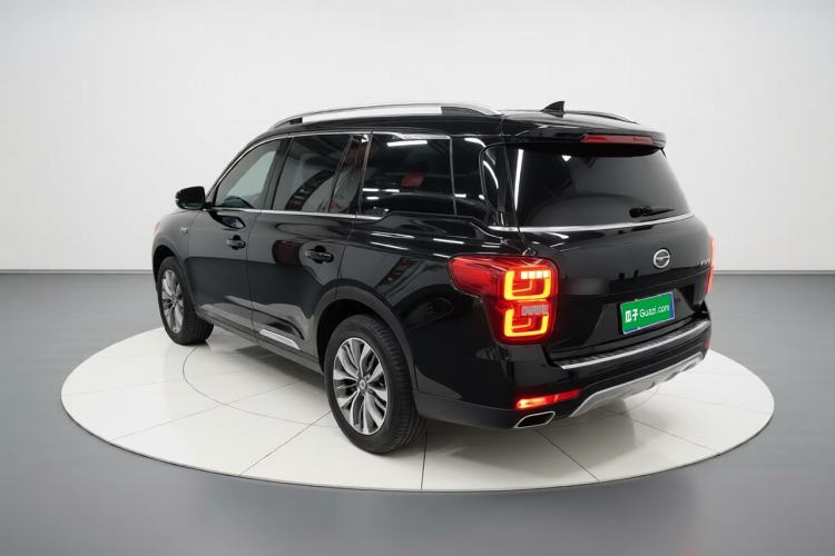 Used GAC Trumpchi GS8 2017 320T Two-Wheel Drive Luxury Smart Connectivity Version (7 Seats) Exterior 2