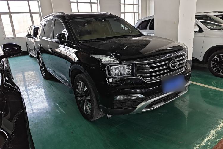 Used GAC Trumpchi GS8 2017 320T Two-Wheel Drive Luxury Smart Connectivity Version (7 Seats) Exterior 2