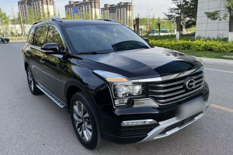 Used GAC Trumpchi GS8 2017 320T Two-Wheel Drive Luxury Smart Connectivity Version (7 Seats) Exterior 2