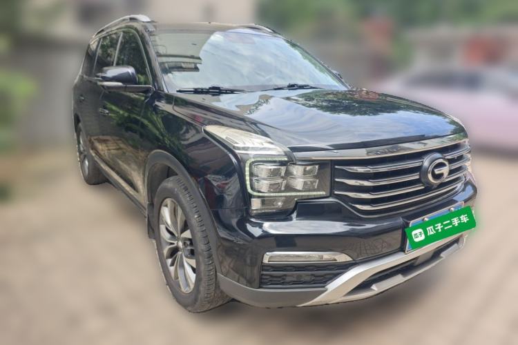 Used GAC Trumpchi GS8 2017 320T Two-Wheel Drive Luxury Smart Connectivity Version (7 Seats) Exterior 2