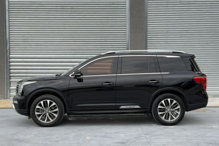 Used GAC Trumpchi GS8 2017 320T Two-Wheel Drive Prestige Version (7 Seats) Exterior 2