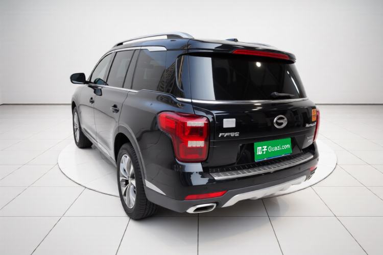 Used GAC Trumpchi GS8 2017 320T Two-Wheel Drive Luxury Smart Connectivity Version (7 Seats) Exterior 3