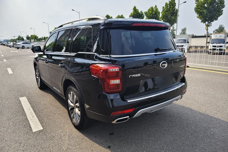 Used GAC Trumpchi GS8 2017 320T Two-Wheel Drive Luxury Smart Connectivity Version (7 Seats) Exterior 3
