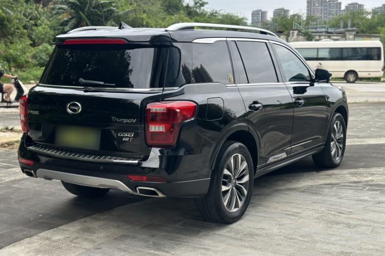 Used GAC Trumpchi GS8 2017 320T Two-Wheel Drive Luxury Smart Connectivity Version (7 Seats) Exterior 4