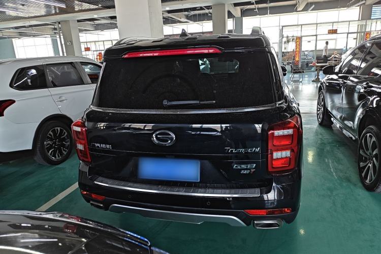 Used GAC Trumpchi GS8 2017 320T Two-Wheel Drive Luxury Smart Connectivity Version (7 Seats) Exterior 4