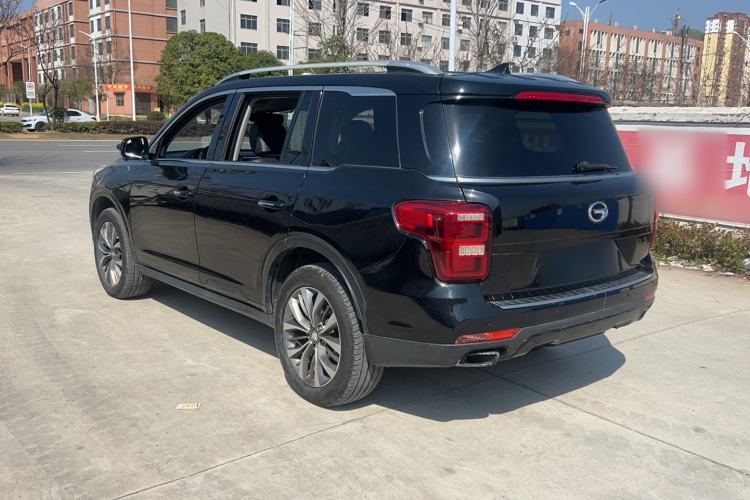 Used GAC Trumpchi GS8 2017 320T Two-Wheel Drive Luxury Smart Connectivity Version (7 Seats) Exterior 5