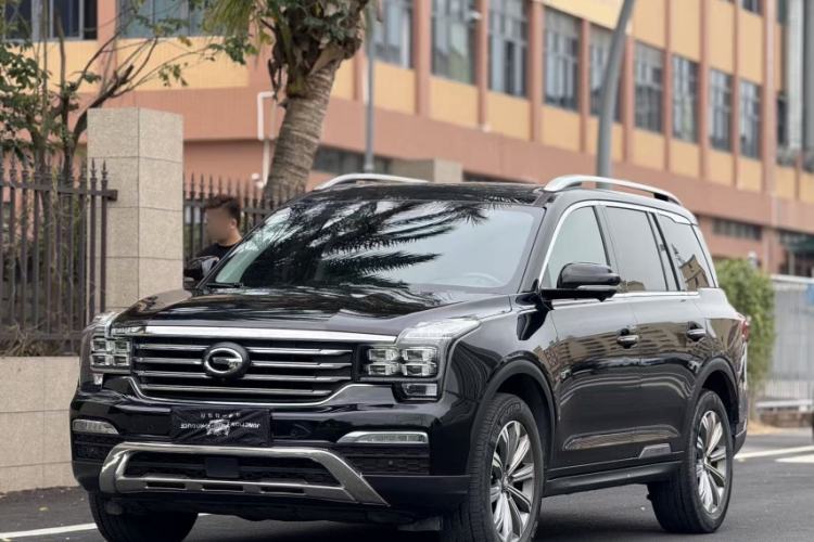 Used GAC Trumpchi GS8 2017 320T Two-Wheel Drive Luxury Smart Connectivity Version (7 Seats) Exterior 5