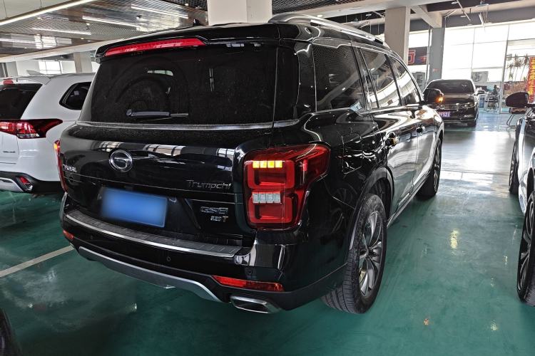 Used GAC Trumpchi GS8 2017 320T Two-Wheel Drive Luxury Smart Connectivity Version (7 Seats) Exterior 5