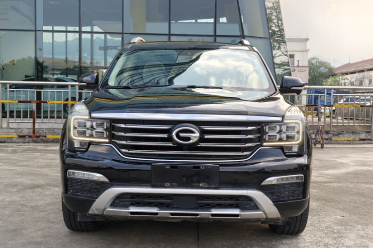 Used GAC Trumpchi GS8 2017 320T Two-Wheel Drive Luxury Smart Connectivity Version (7 Seats) Exterior 6