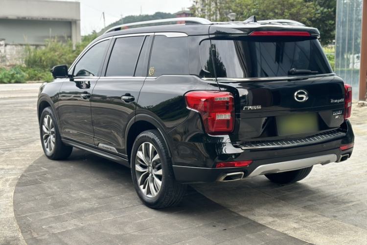 Used GAC Trumpchi GS8 2017 320T Two-Wheel Drive Luxury Smart Connectivity Version (7 Seats) Exterior 7