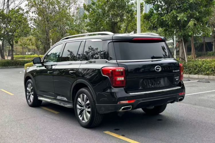 Used GAC Trumpchi GS8 2017 320T Two-Wheel Drive Luxury Smart Connectivity Version (7 Seats) Exterior 7