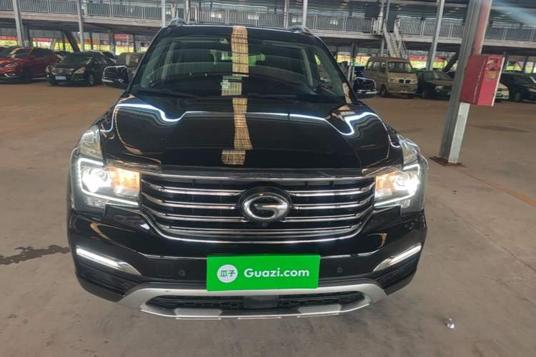 Used GAC Trumpchi GS8 2017 320T Two-Wheel Drive Luxury Edition (7 Seats) Front