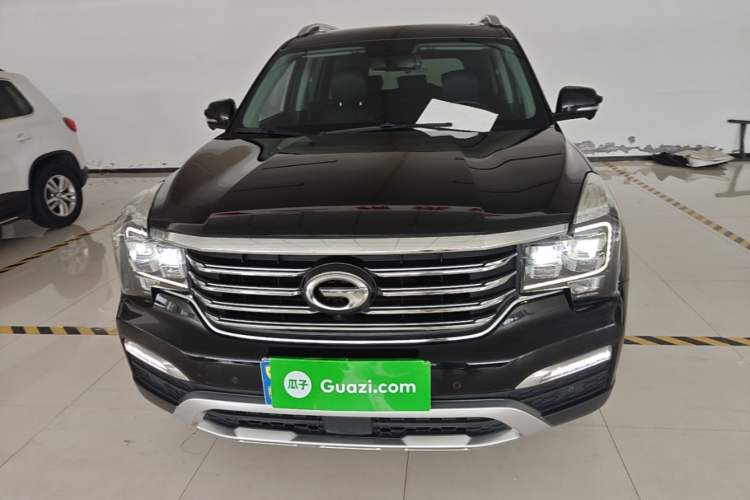 Used GAC Trumpchi GS8 2017 320T Two-Wheel Drive Luxury Smart Connectivity Version (7 Seats) Front