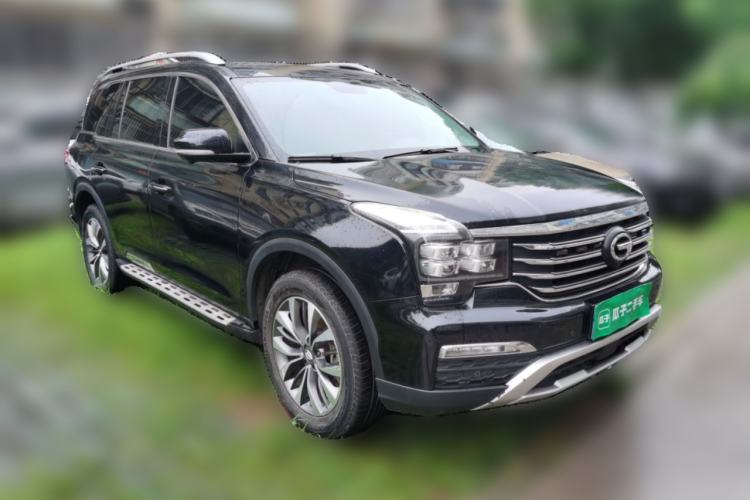 Used GAC Trumpchi GS8 2017 320T Two-Wheel Drive Luxury Smart Connectivity Version (7 Seats) Front Right 45 Deg