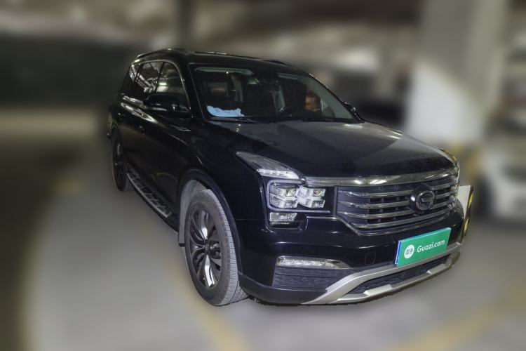 Used GAC Trumpchi GS8 2017 320T Two-Wheel Drive Luxury Smart Connectivity Version (7 Seats) Front Right 45 Deg