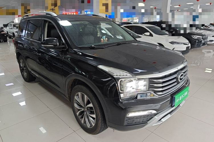 Used GAC Trumpchi GS8 2017 320T Two-Wheel Drive Luxury Smart Connectivity Version (7 Seats) Front Right 45 Deg