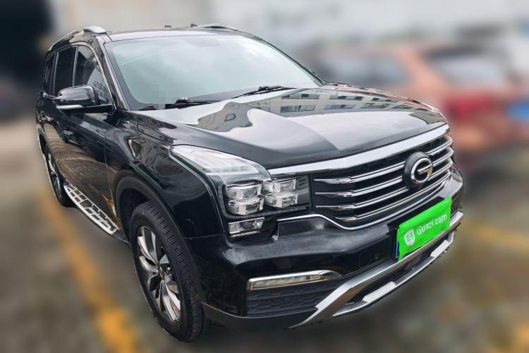 Used GAC Trumpchi GS8 2017 320T Two-Wheel Drive Luxury Smart Connectivity Version (7 Seats) Front Right 45 Deg