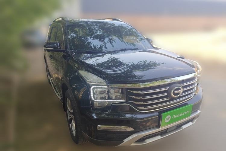 Used GAC Trumpchi GS8 2017 320T Two-Wheel Drive Luxury Smart Connectivity Version (7 Seats) Front Right 45 Deg
